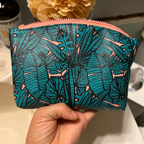 ✨Make up bundle 💄 - Picture 11 of 11